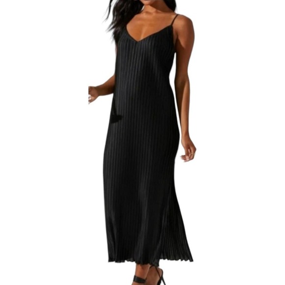 NWT ASTR the Label Plisse Micro Pleated Black Midi Slip Dress Ruffle Hem Size XS - Picture 1 of 9